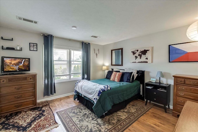 3471 Pimlico Pkwy Unit B, Lexington, KY 40517 - bedroom featuring light wood-style flooring and baseboards