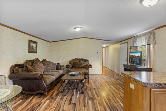 6125 Cincinnati Pike, Sadieville, KY 40370 - living area with ornamental molding and wood finished floors
