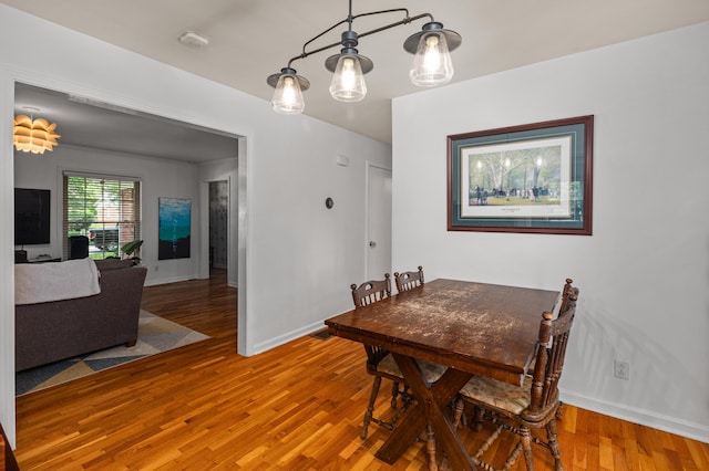 1128 Kiowa Trl, Frankfort, KY 40601 - dining space featuring light wood finished floors and baseboards