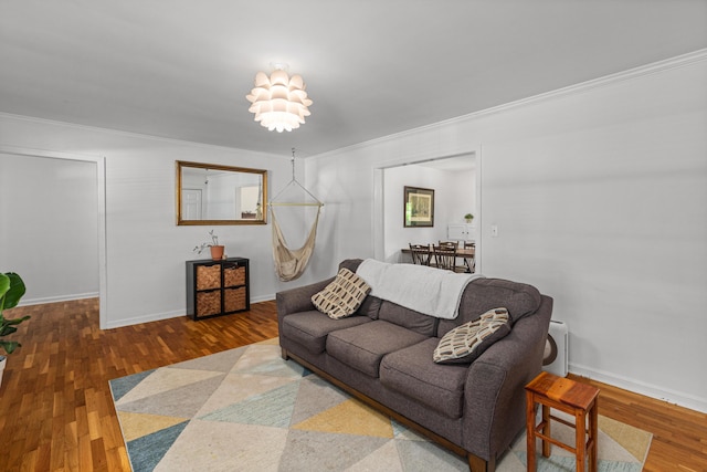 1128 Kiowa Trl, Frankfort, KY 40601 - living room featuring ornamental molding and wood finished floors