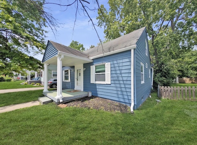 213 W Elm St, Nicholasville, KY 40356 - view of front of home