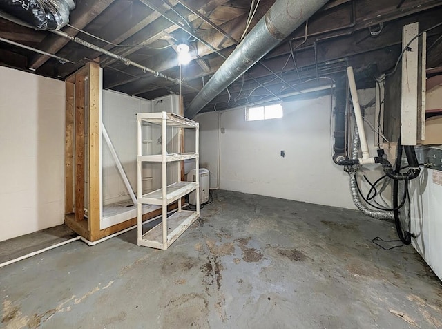 213 W Elm St, Nicholasville, KY 40356 - view of basement