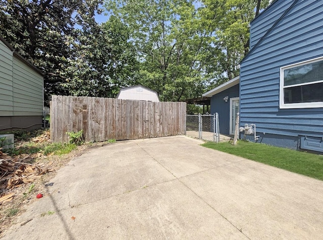213 W Elm St, Nicholasville, KY 40356 - view of patio