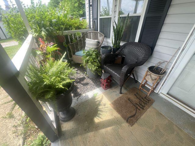 140 Daws Ridge Rd, Nancy, KY 42544 - view of balcony