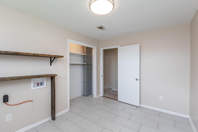 9581 Harrodsburg Rd, Wilmore, KY 40390 - laundry room with washer hookup and baseboards