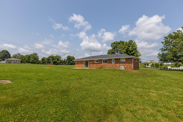 9581 Harrodsburg Rd, Wilmore, KY 40390 - view of grassy yard