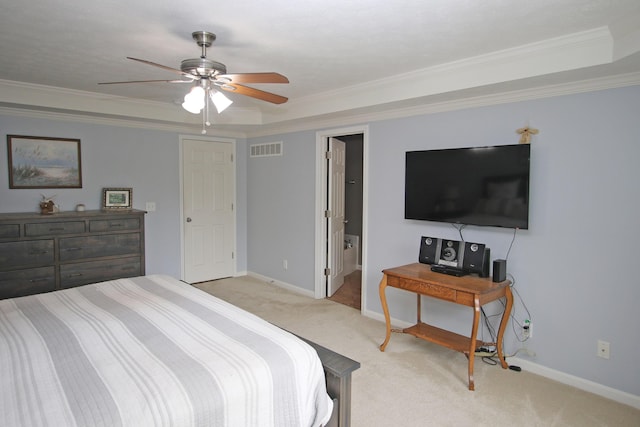 5420 Kiddville Ln, Lexington, KY 40515 - bedroom with light colored carpet, crown molding, baseboards, a ceiling fan, and ensuite bathroom