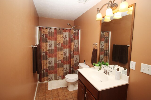 5420 Kiddville Ln, Lexington, KY 40515 - bathroom featuring vanity, toilet, a chandelier, and a shower with curtain