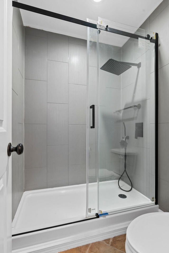 1022 Forest Hill Dr, Lawrenceburg, KY 40342 - full bath featuring a shower stall and toilet
