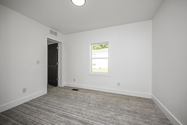 460 Spring St, Mt Sterling, KY 40353 - carpeted empty room featuring baseboards