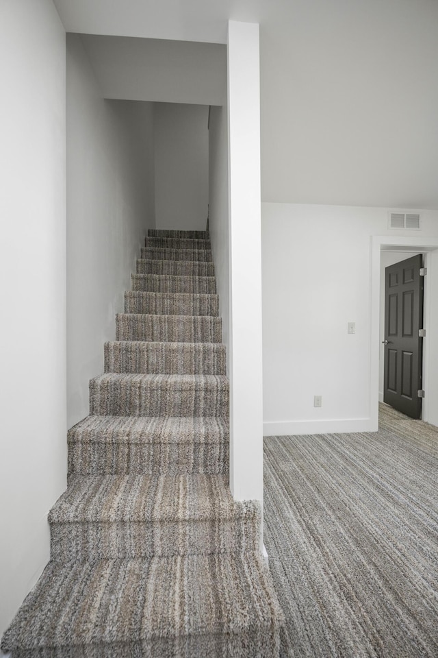460 Spring St, Mt Sterling, KY 40353 - stairway featuring carpet
