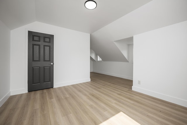 460 Spring St, Mt Sterling, KY 40353 - bonus room with lofted ceiling and wood finished floors