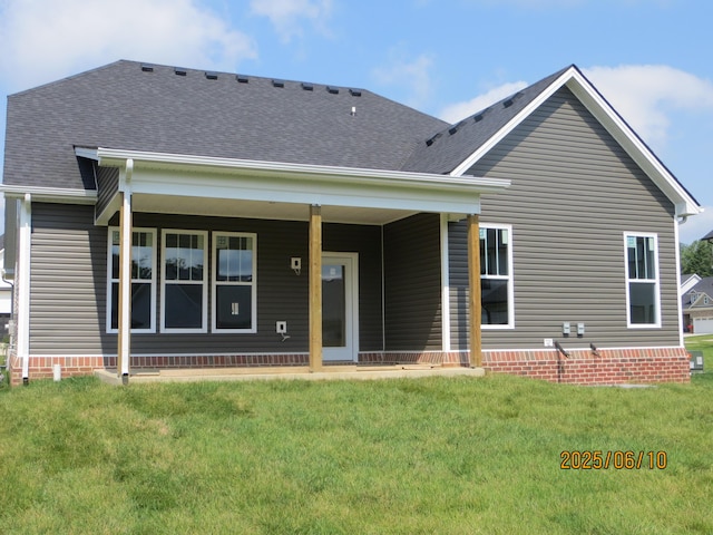 1210 Twilight Shadow Dr, Lexington, KY 40509 - back of house featuring a lawn and a shingled roof