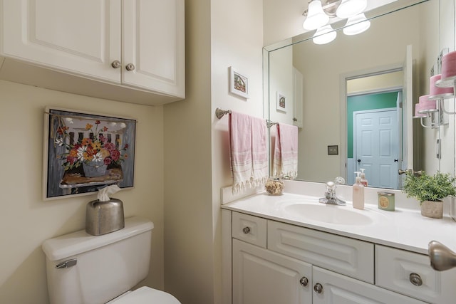 768 Emmett Creek Ln, Lexington, KY 40515 - half bath featuring toilet and vanity