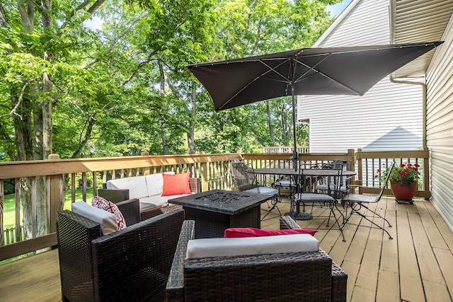 768 Emmett Creek Ln, Lexington, KY 40515 - deck featuring an outdoor living space with a fire pit and outdoor dining space