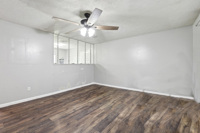 15 Conlee Ln, Stanton, KY 40380 - unfurnished room featuring a textured ceiling, wood finished floors, a ceiling fan, and baseboards