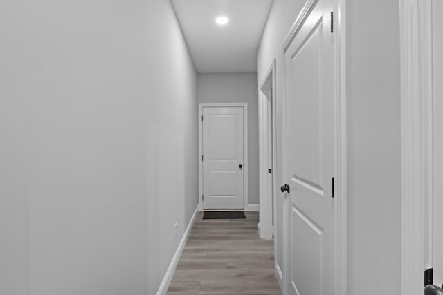 437 Boones Creek Rd, Lancaster, KY 40444 - corridor featuring baseboards, light wood-style flooring, and recessed lighting