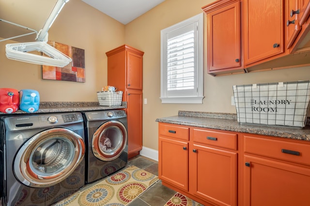 315 Whispering Brook Dr, Nicholasville, KY 40356 - washroom featuring washing machine and dryer and cabinet space