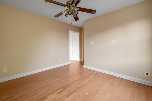 315 Whispering Brook Dr, Nicholasville, KY 40356 - spare room featuring ceiling fan and light wood-type flooring