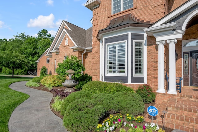 315 Whispering Brook Dr, Nicholasville, KY 40356