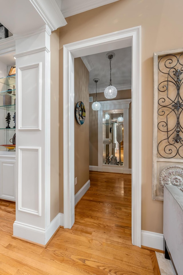 315 Whispering Brook Dr, Nicholasville, KY 40356 - hallway featuring ornamental molding and light wood-type flooring
