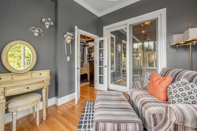 315 Whispering Brook Dr, Nicholasville, KY 40356 - living room with light wood-style floors and crown molding