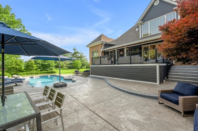 315 Whispering Brook Dr, Nicholasville, KY 40356 - view of patio / terrace with an outdoor pool and outdoor dining space