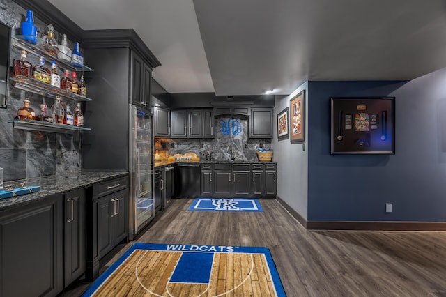 315 Whispering Brook Dr, Nicholasville, KY 40356 - indoor bar with dark wood-style floors, decorative backsplash, and black dishwasher