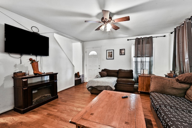224 E Higgins St, Midway, KY 40347 - living area featuring a ceiling fan and wood finished floors