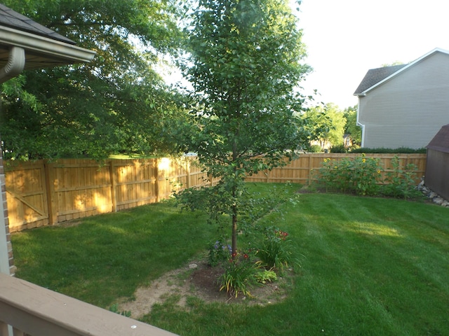 124 Keelridge Dr, Georgetown, KY 40324 - view of fenced backyard