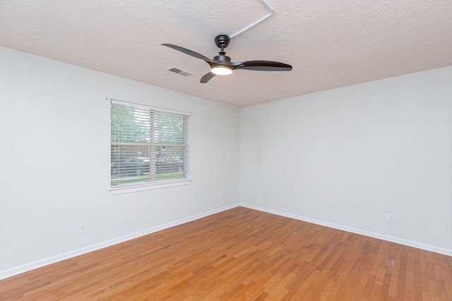 421 Redding Rd Unit 99, Lexington, KY 40517 - spare room with a ceiling fan, light wood finished floors, and a textured ceiling