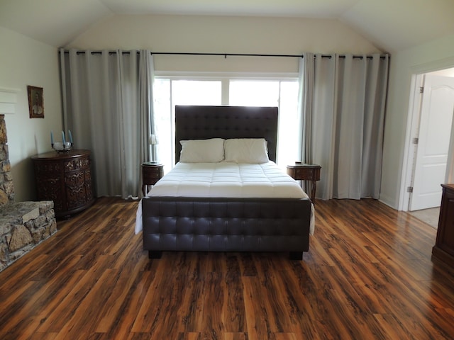 13 Scotland Dr, Frankfort, KY 40601 - bedroom with lofted ceiling and dark wood finished floors