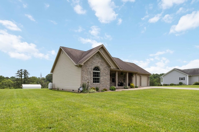 195 Couch Baker Ln, London, KY 40744 - ranch-style house featuring driveway, an attached garage, brick siding, a front lawn, and crawl space