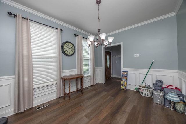 106 Squires Pointe Rd, Paris, KY 40361 - dining space featuring a wainscoted wall, a chandelier, crown molding, and wood finished floors