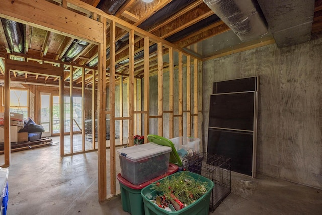 106 Squires Pointe Rd, Paris, KY 40361 - miscellaneous room featuring concrete flooring