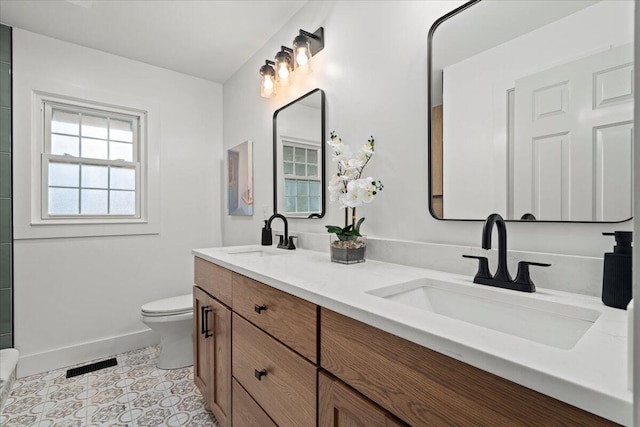 2940 Southview Dr, Lexington, KY 40503 - full bathroom with toilet and double vanity