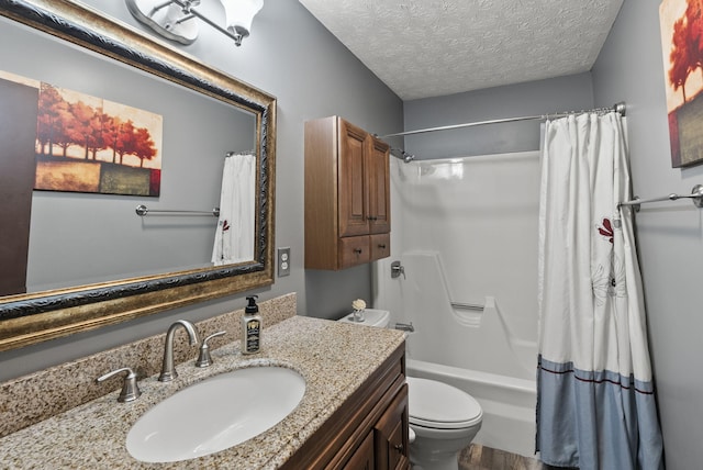 1651 Waits Rd, Cynthiana, KY 41031 - bathroom with vanity, shower / tub combo with curtain, and a textured ceiling