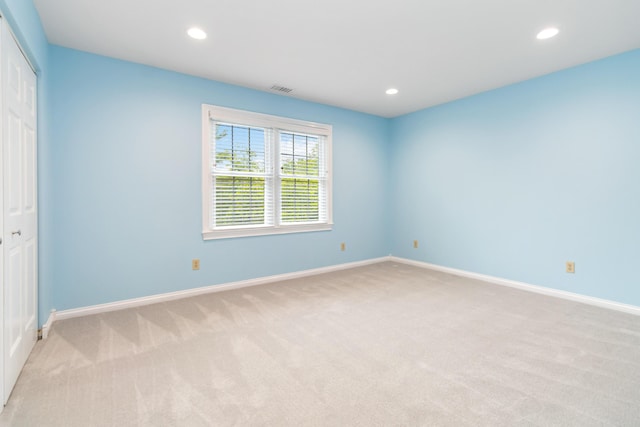 4991 Tynebrae Rd, Lexington, KY 40515 - unfurnished bedroom featuring light colored carpet, a closet, and recessed lighting