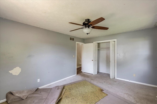 16 Meadowbrook Dr, Frankfort, KY 40601 - unfurnished bedroom featuring a closet and a ceiling fan