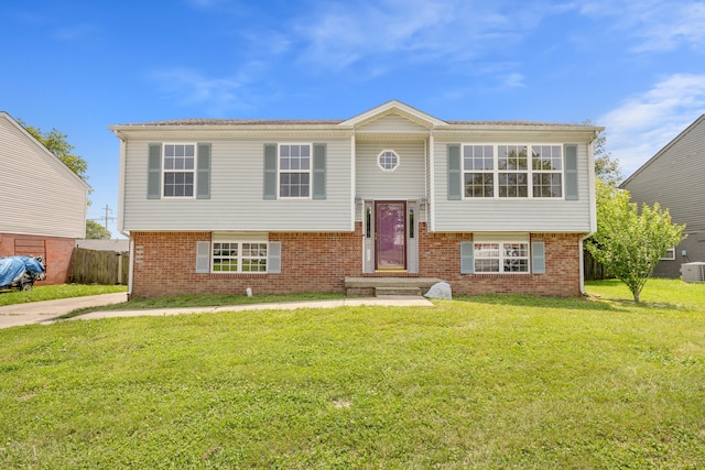 720 Pinoak Dr, Nicholasville, KY 40356 - raised ranch with brick siding