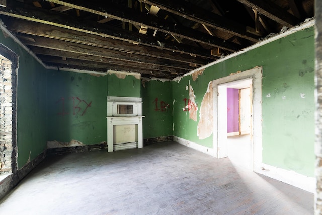411 High St, Paris, KY 40361 - interior space