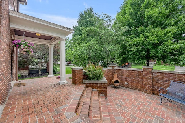 315 Desha Rd, Lexington, KY 40502 - view of covered porch