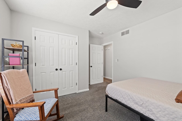 155 Barren River Blvd, Georgetown, KY 40324 - carpeted bedroom with a closet, a ceiling fan, and a textured ceiling