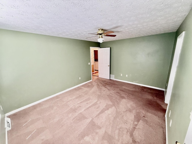 1012 Heathcliff Dr, Richmond, KY 40475 - unfurnished room featuring ceiling fan, carpet floors, and a textured ceiling