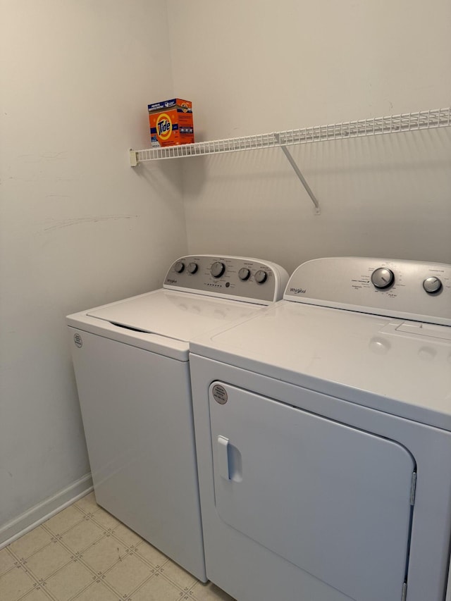 1012 Heathcliff Dr, Richmond, KY 40475 - laundry area featuring washing machine and dryer and light flooring