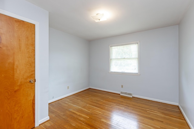 120 Vanderbilt Dr, Lexington, KY 40517 - spare room with hardwood / wood-style floors and baseboards