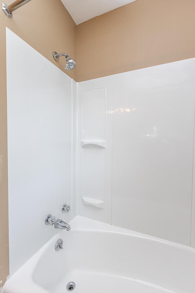 120 Vanderbilt Dr, Lexington, KY 40517 - bathroom featuring  shower combination