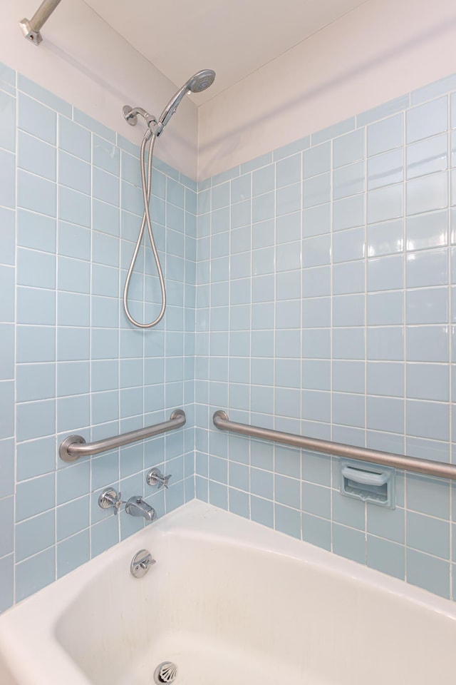 120 Vanderbilt Dr, Lexington, KY 40517 - full bath with bathtub / shower combination
