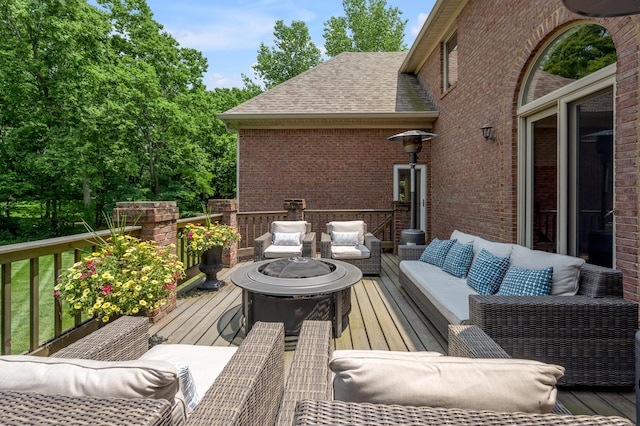 103 Windridge Dr, Nicholasville, KY 40356 - deck featuring an outdoor living space with a fire pit