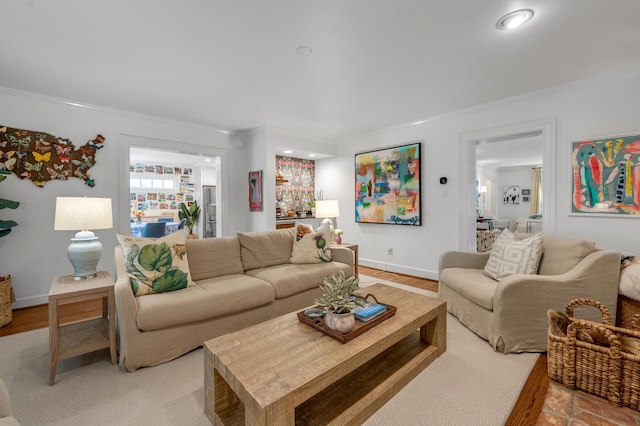 341 Kingsway Dr, Lexington, KY 40502 - living room with crown molding and baseboards